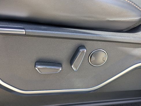 Used 2022 Ford F150 Raptor w/ Raptor 37 Performance Package image 6