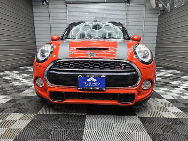 Used 2019 MINI Cooper S w/ Signature Upholstery Package FWD image 4