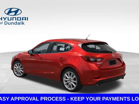 Used 2017 MAZDA MAZDA3 Touring FWD image 5