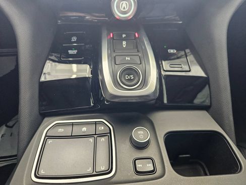 Used 2023 Acura MDX SH-AWD image 19