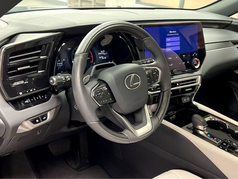Certified 2025 Lexus RX 350 Premium w/ Convenience Package AWD/4WD image 39