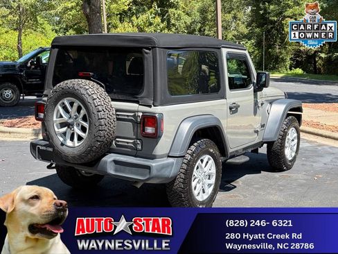Used 2023 Jeep Wrangler Sport AWD/4WD image 5