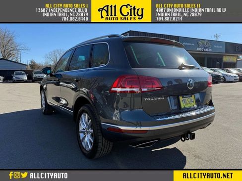 Used 2016 Volkswagen Touareg Sport image 5