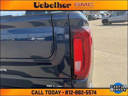 Used 2023 GMC Sierra 1500 SLT w/ SLT Convenience Package image 9