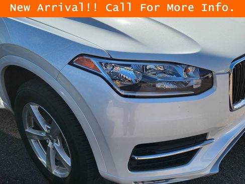 Used 2016 Volvo XC90 T5 Momentum AWD/4WD image 5