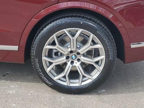 New 2026 BMW X7 xDrive40i w/ Executive Package image 28