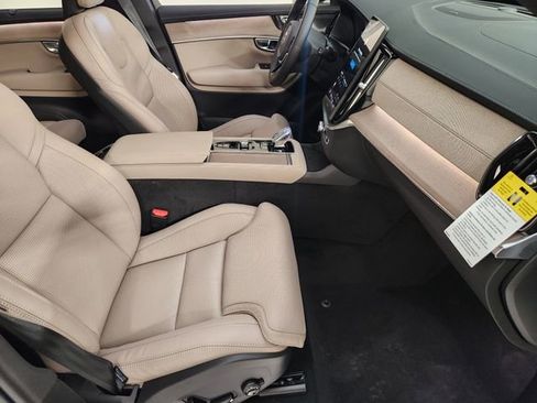 New 2026 Volvo XC90 B6 Ultra AWD/4WD image 4