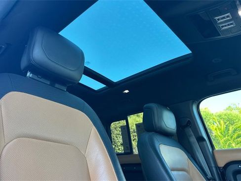 Certified 2023 Land Rover Defender 130 X-Dynamic SE image 17