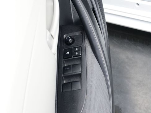 Used 2023 Toyota Corolla LE image 10