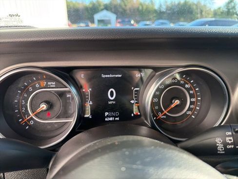 Used 2022 Jeep Wrangler Sport image 15