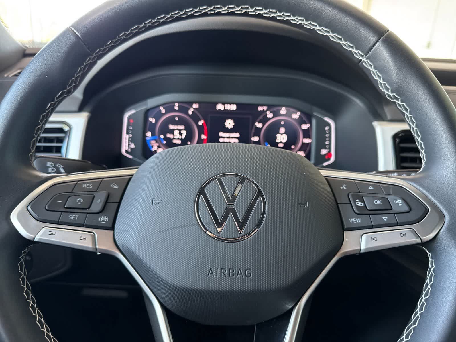 Used 2023 Volkswagen Atlas Cross Sport SE FWD image 25