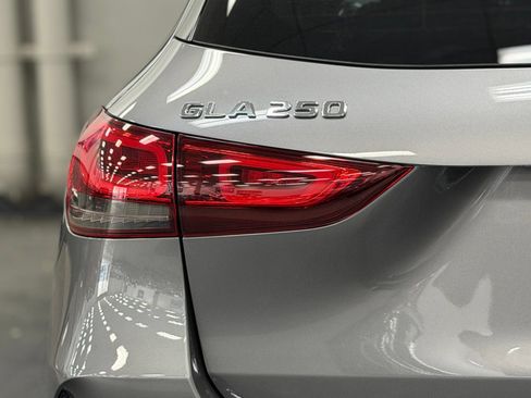 Used 2023 Mercedes-Benz GLA 250 image 13