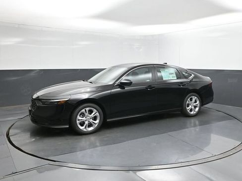 New 2026 Honda Accord LX image 28
