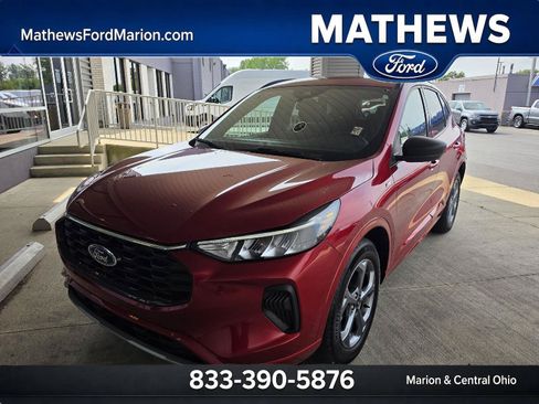 Used 2023 Ford Escape ST-Line w/ Tech Pack #1 AWD/4WD image 1