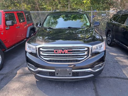 Used 2019 GMC Acadia SLE w/ LPO, Floor Liner Package AWD/4WD image 5