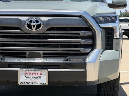 Used 2026 Toyota Tundra Limited AWD/4WD image 6