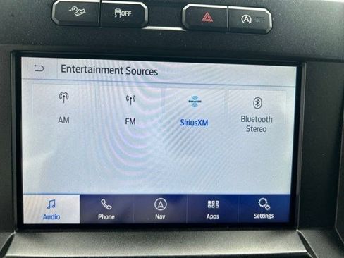 Used 2020 Ford F150 XLT w/ Equipment Group 302A Luxury AWD/4WD image 22