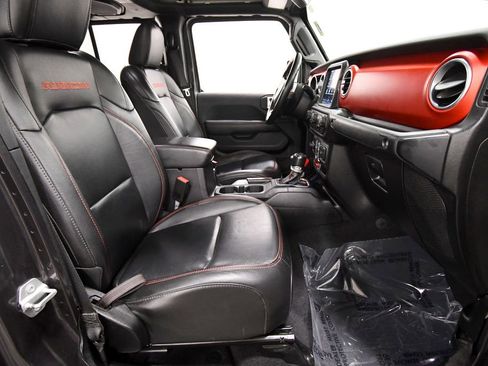 Used 2021 Jeep Gladiator Rubicon AWD/4WD image 18