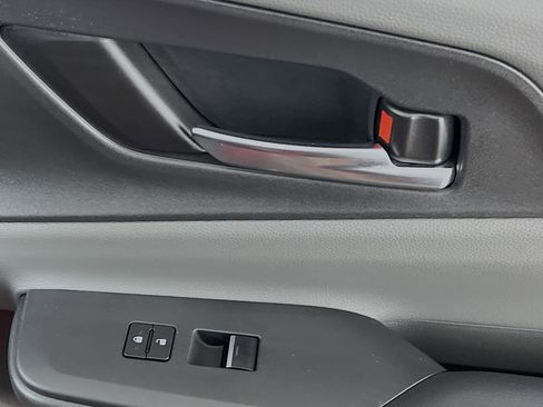 Used 2023 Toyota Prius Limited image 32