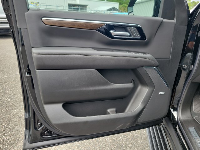 New 2026 Chevrolet Tahoe High Country AWD/4WD image 20