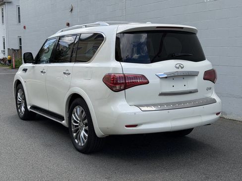 Used 2015 INFINITI QX80 4WD w/ 22" Wheel Package image 3