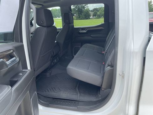 Used 2022 Chevrolet Silverado 1500 LT image 6