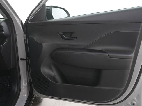 Used 2026 Hyundai Kona SEL Sport AWD/4WD image 9
