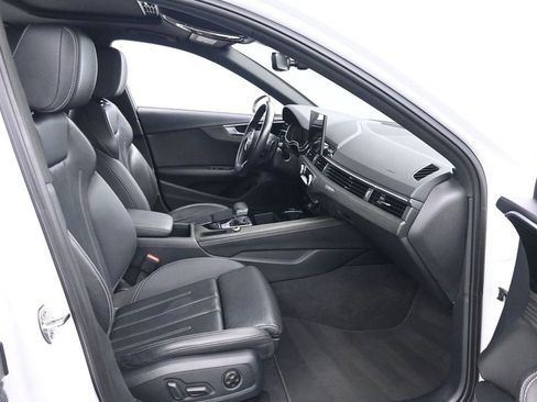 Used 2022 Audi A4 2.0T Premium Plus AWD/4WD image 25
