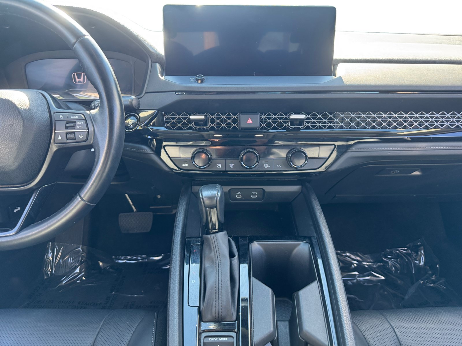 Used 2023 Honda Accord EX-L image 11