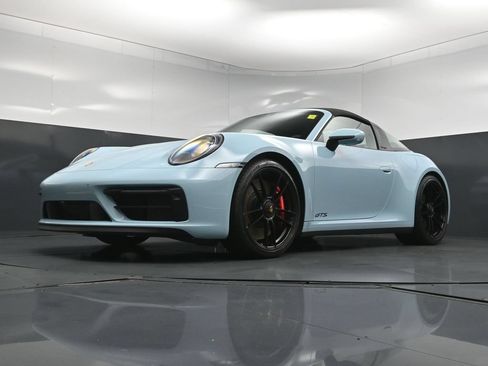 Certified 2024 Porsche 911 Targa 4 GTS AWD/4WD image 23