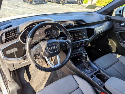 Used 2020 Audi Q3 2.0T Prestige image 13