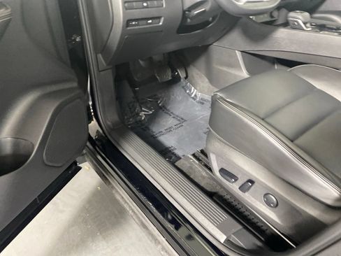 Used 2023 Nissan Rogue SV AWD/4WD image 26