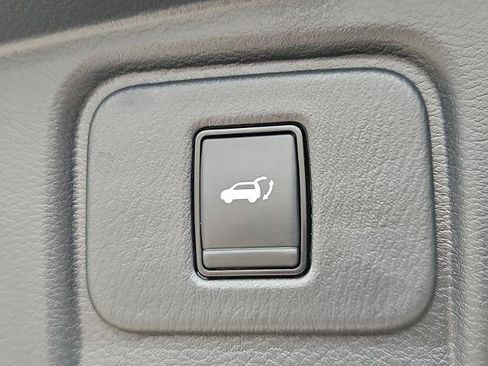 Certified 2023 Nissan Murano SL FWD image 20