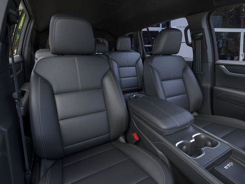 New 2026 GMC Acadia Elevation image 16