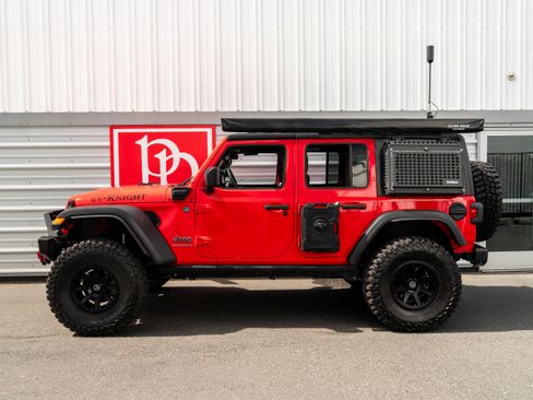 Used 2024 Jeep Wrangler Unlimited AWD/4WD image 45