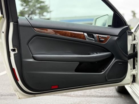 Used 2012 Mercedes-Benz C 63 AMG Coupe image 16