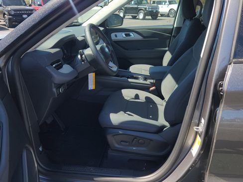 New 2026 Ford Explorer Active AWD/4WD image 24