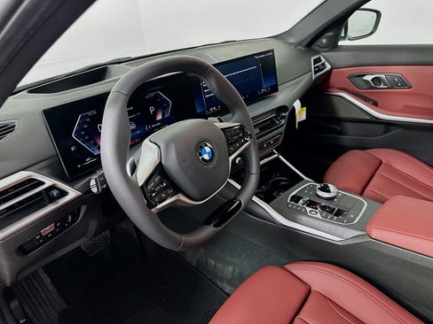 Used 2026 BMW 330i Sedan w/ Premium Package RWD image 9