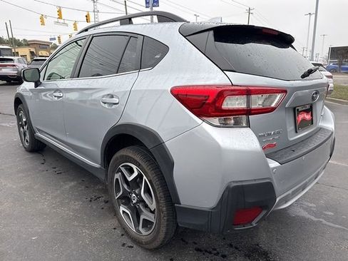 Used 2018 Subaru Crosstrek 2.0i Limited image 3