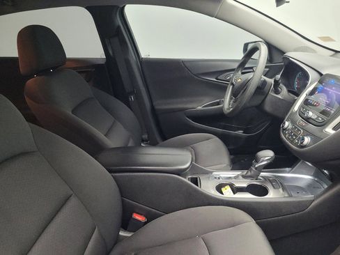 Used 2022 Chevrolet Malibu LT FWD image 21