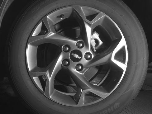 Used 2025 Chevrolet Trax LT w/ LT Convenience Package FWD image 14