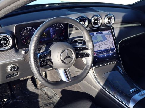 Used 2022 Mercedes-Benz C 300 Sedan image 4