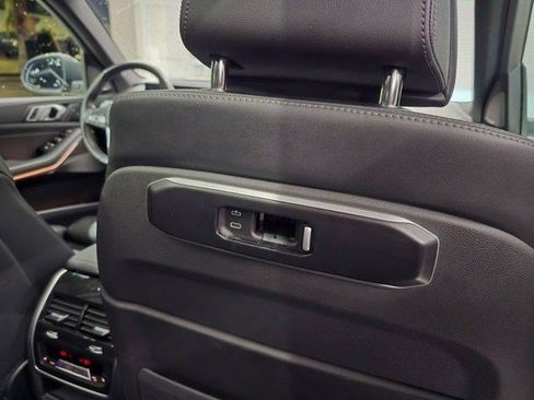 Used 2025 BMW X5 xDrive40i AWD/4WD image 35
