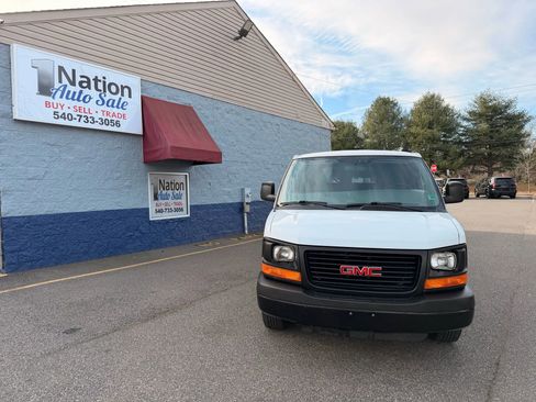 Used 2012 GMC Savana 2500 LS w/ Power Package image 2