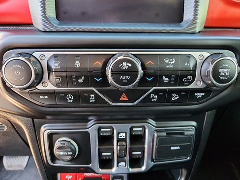 Used 2020 Jeep Wrangler Unlimited Rubicon image 17