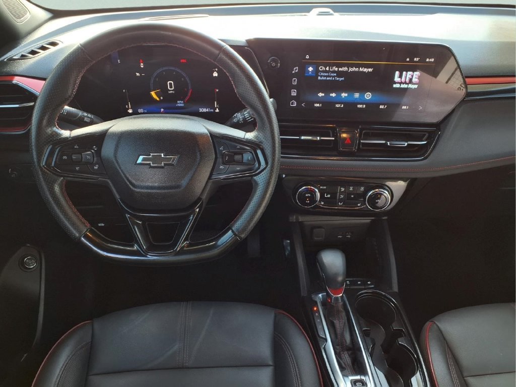 Used 2024 Chevrolet TrailBlazer RS w/ Convenience Package FWD image 12