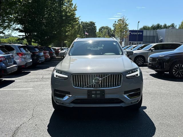 Certified 2024 Volvo XC90 B5 Plus AWD/4WD image 6