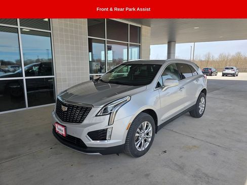 Used 2020 Cadillac XT5 Premium Luxury FWD image 3