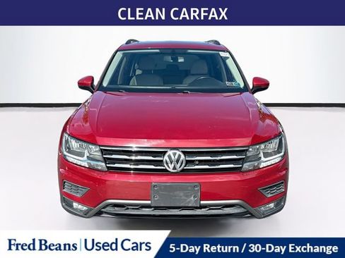 Used 2018 Volkswagen Tiguan SE w/ Panoramic Sunroof Package AWD/4WD image 2