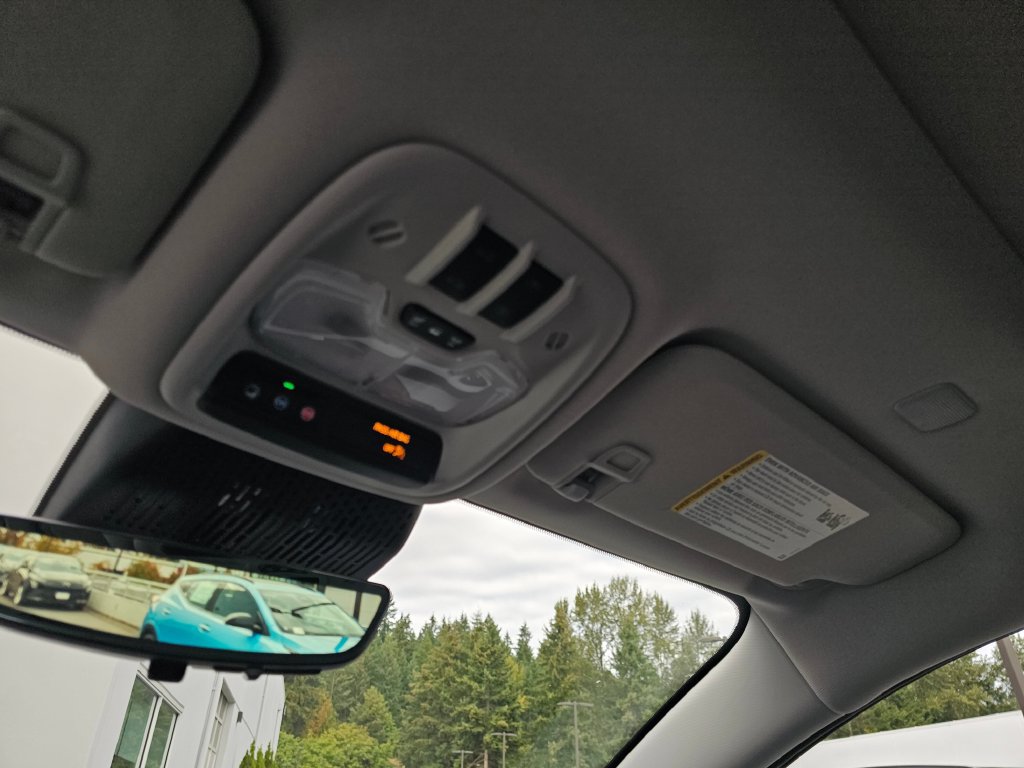 New 2027 Chevrolet Bolt RS w/ Technology Package FWD image 32